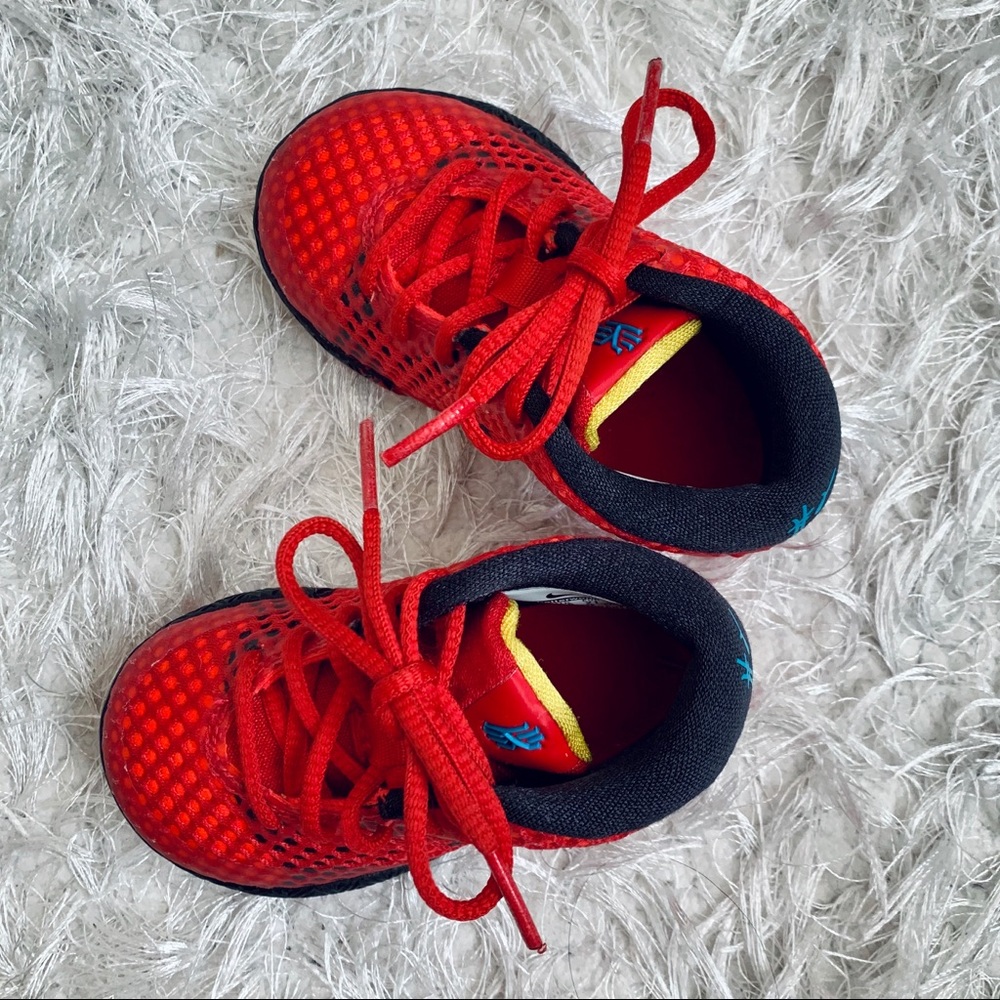 NIKE | Kyrie 1